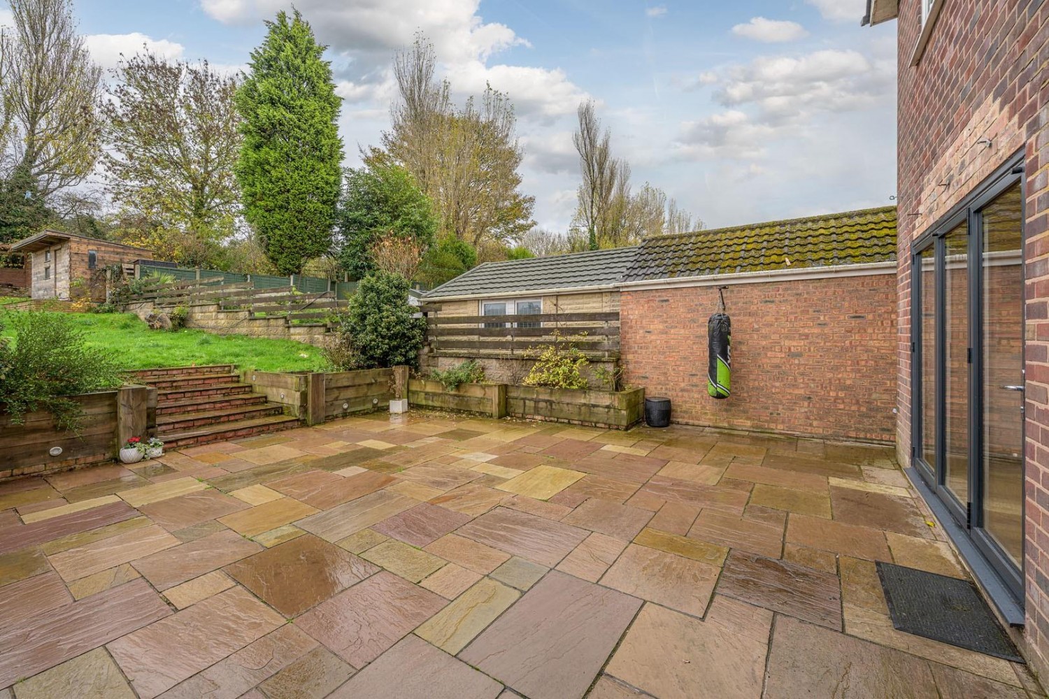 Wolverhampton Road, Sedgley,