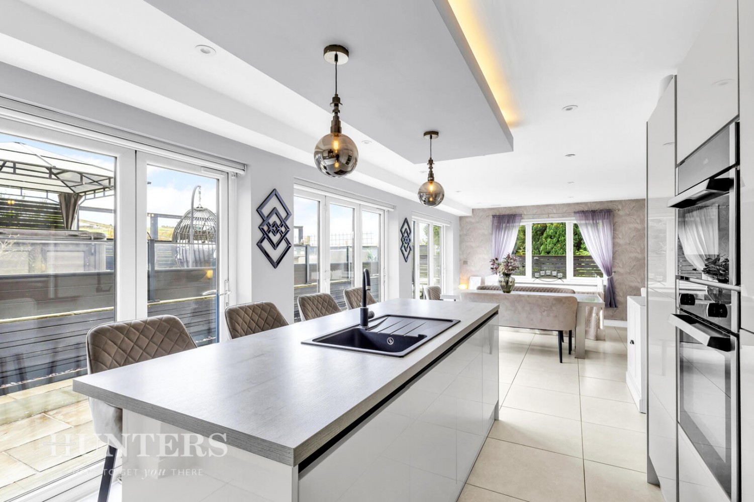 Moordale Avenue, Oldham