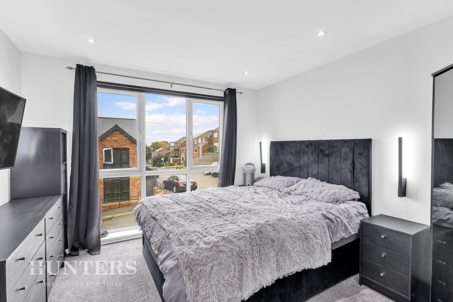 Moordale Avenue, Oldham