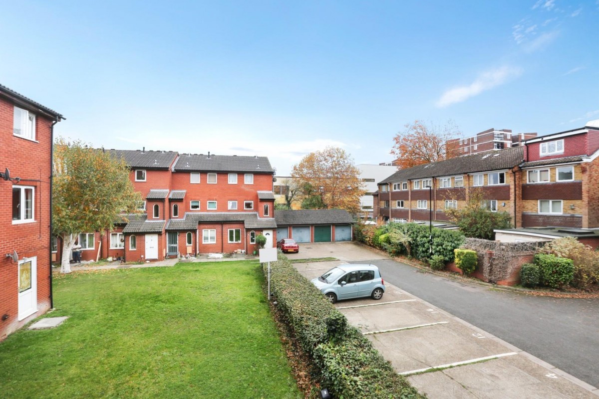 Bampton Road, Forest Hill, SE23