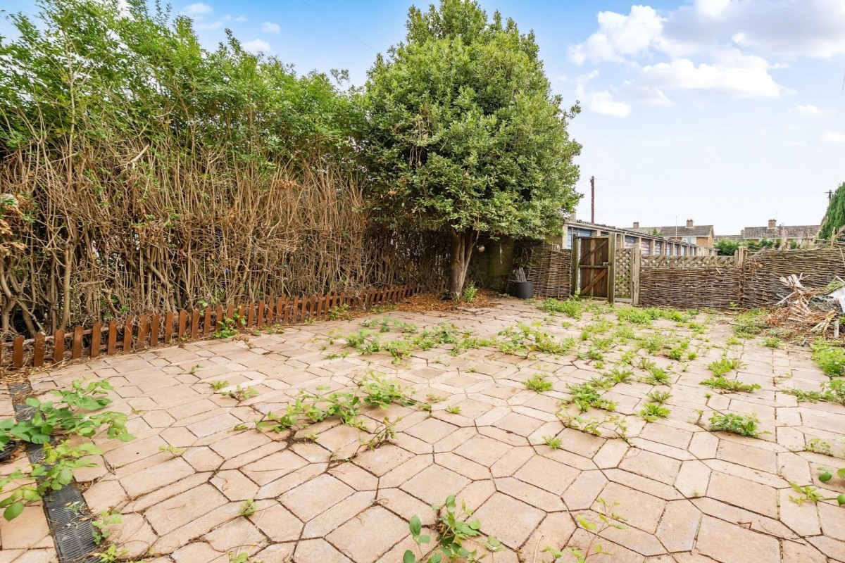 Dymoke Drive, Horncastle, Lincs, LN9 6EW