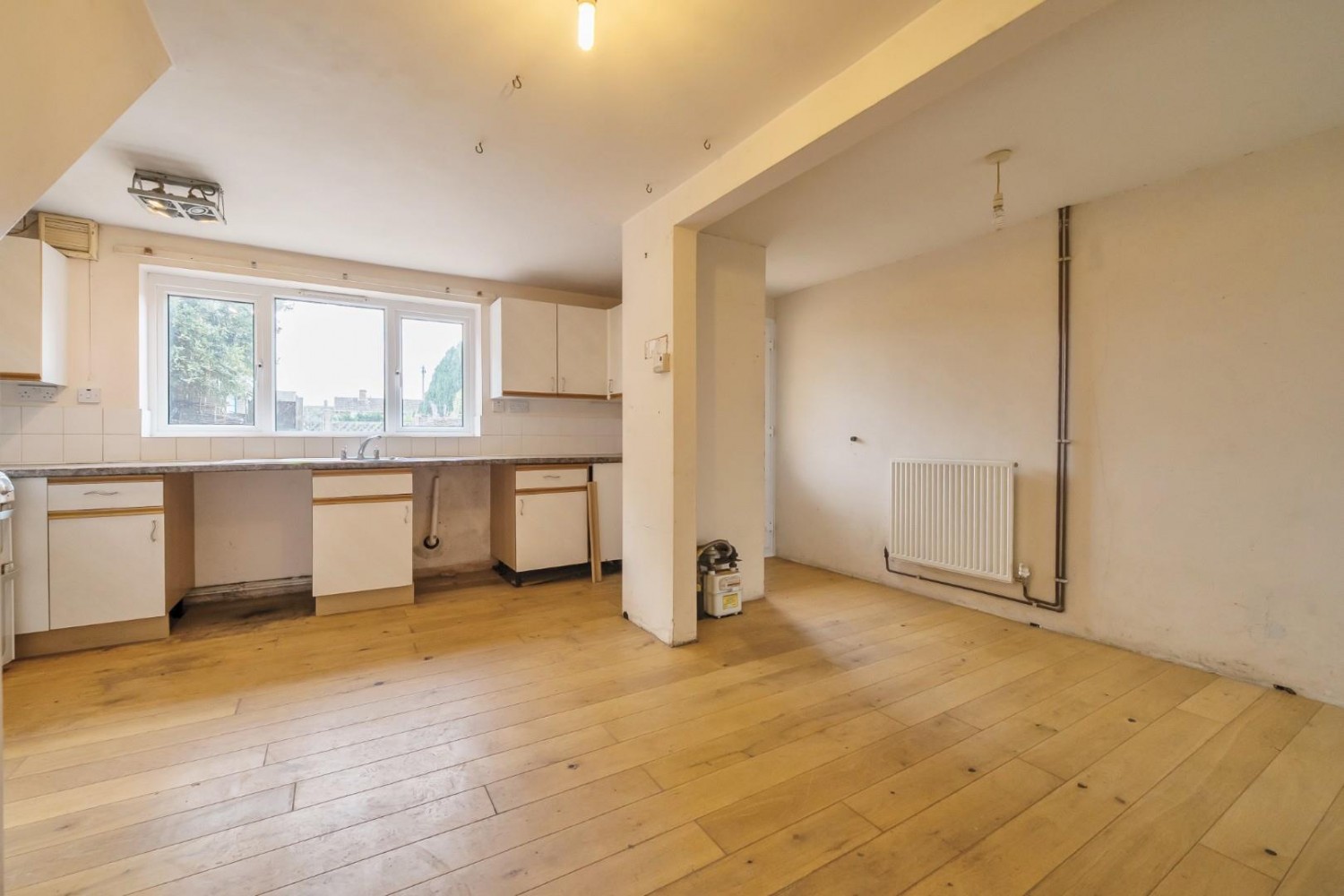 Dymoke Drive, Horncastle, Lincs, LN9 6EW