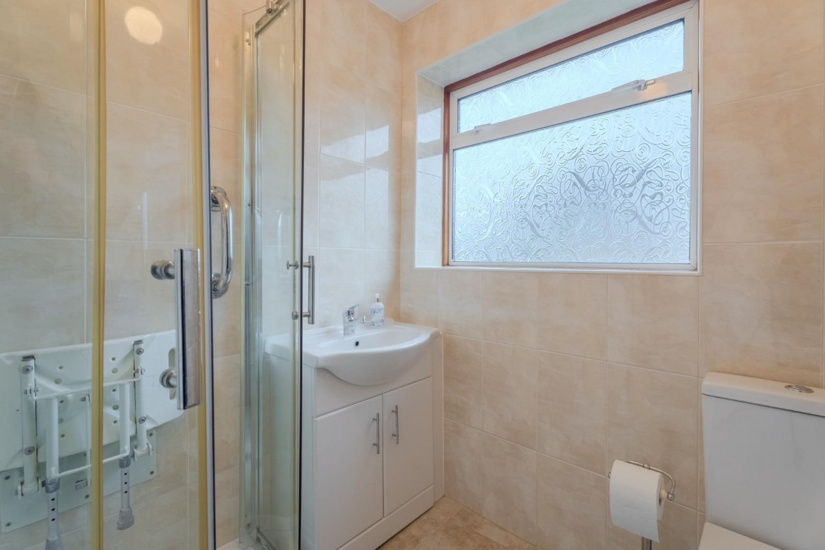 Lawnswood Road, Dudley