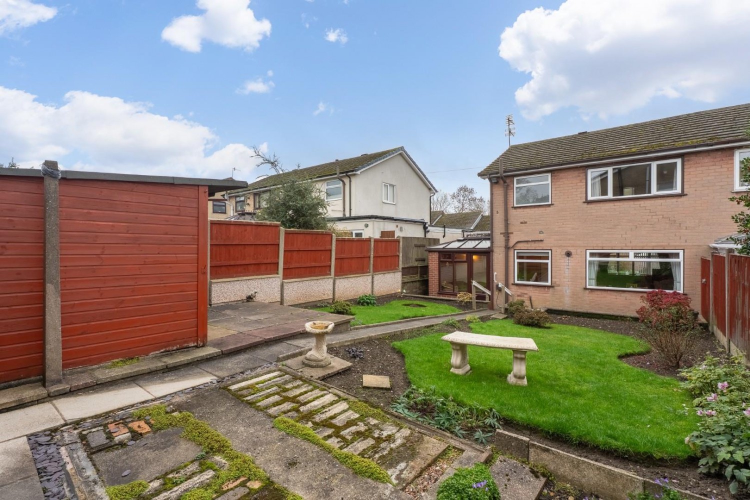 Lawnswood Road, Dudley