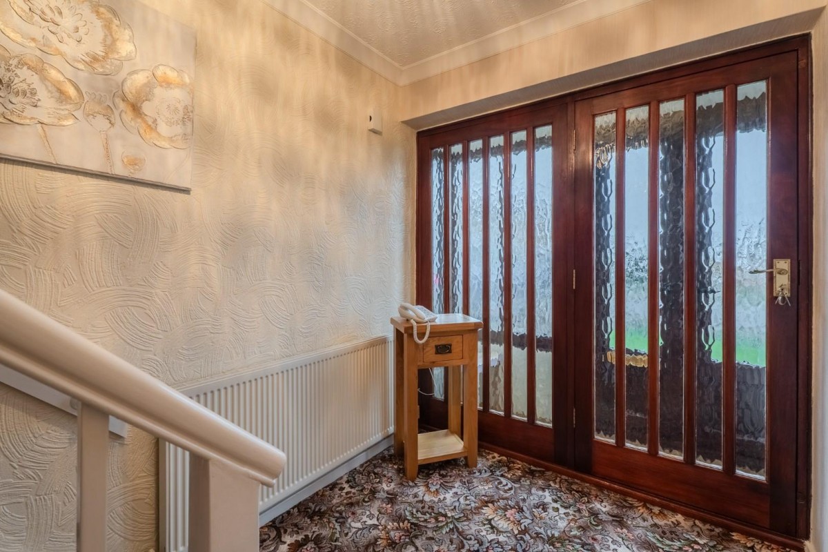 Lawnswood Road, Dudley