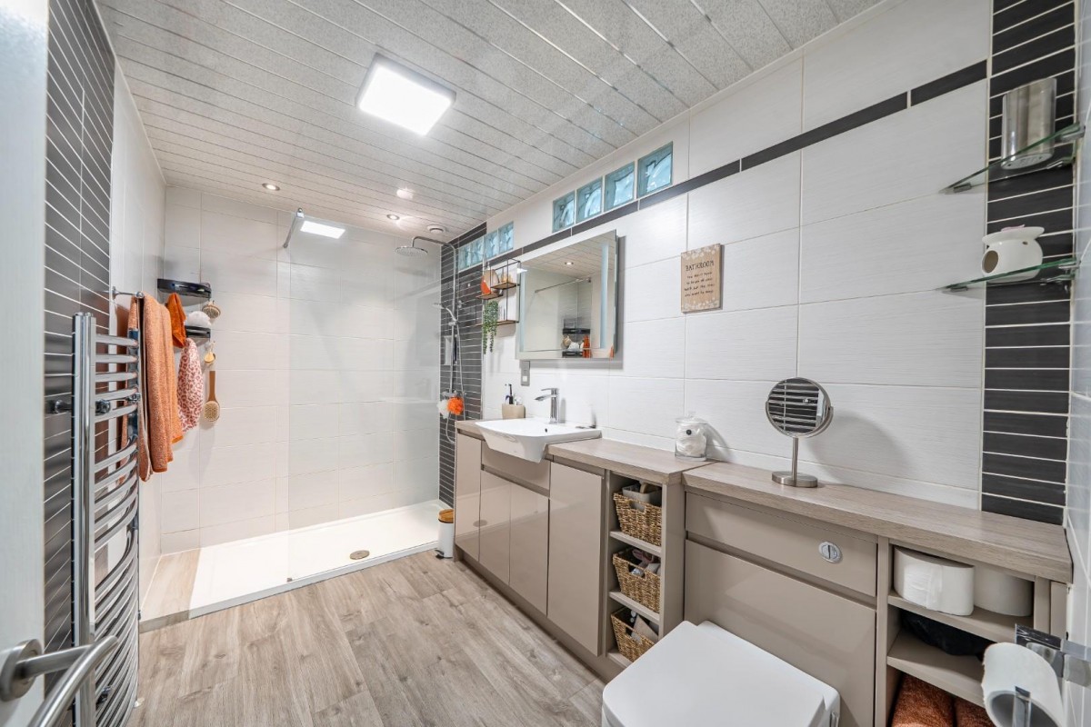 Derwent Avenue, Garforth, Leeds