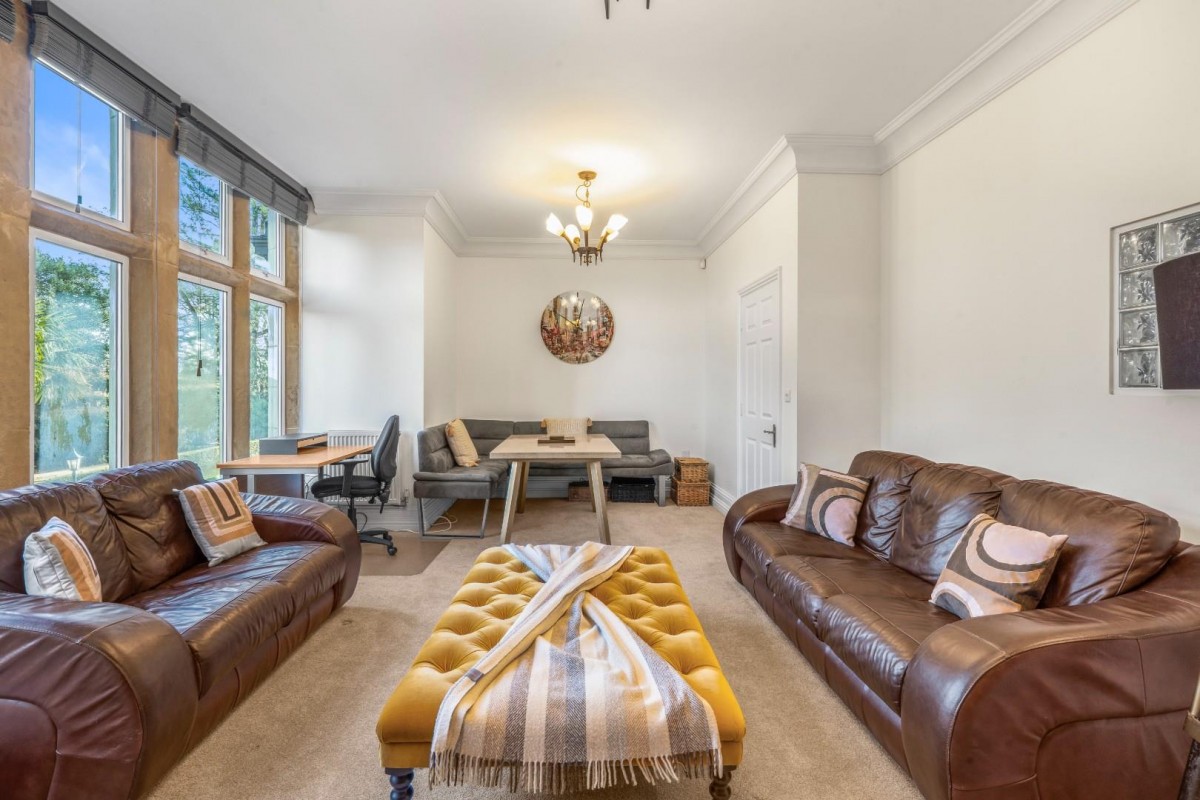 Park Mont, Park Avenue, Roundhay, Leeds