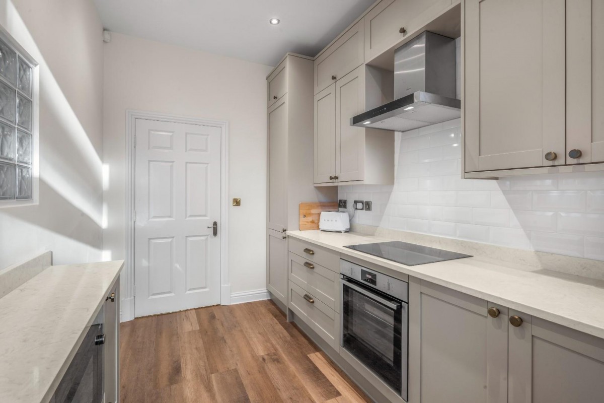 Park Mont, Park Avenue, Roundhay, Leeds