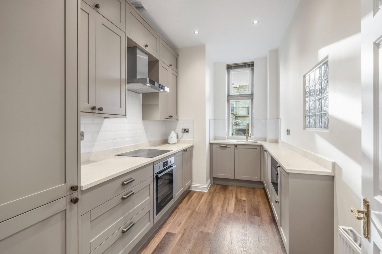 Park Mont, Park Avenue, Roundhay, Leeds