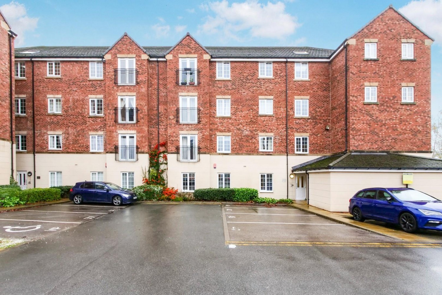 College Court, Dringhouses, York