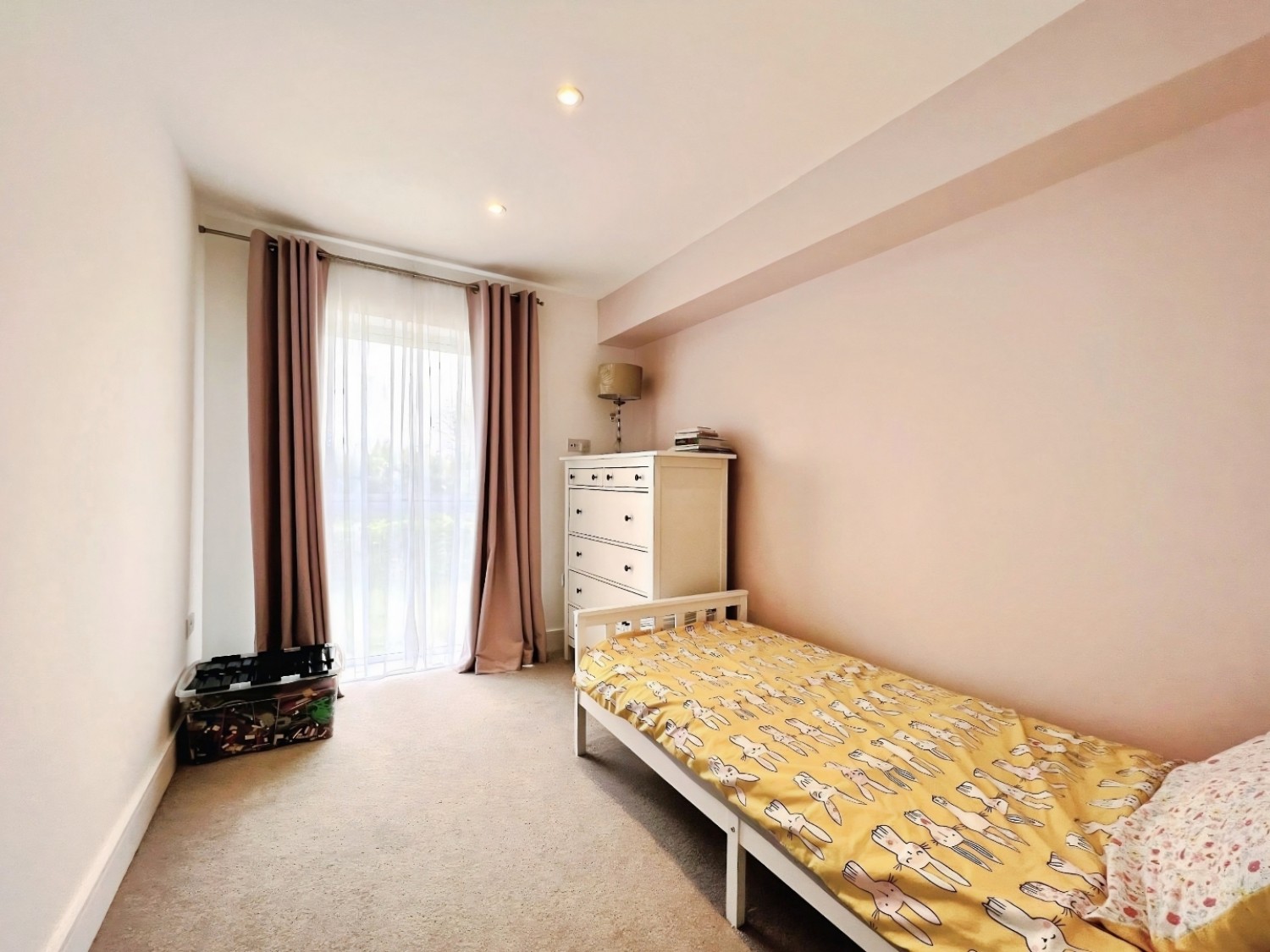 Meadows Grove, Chilmington Green