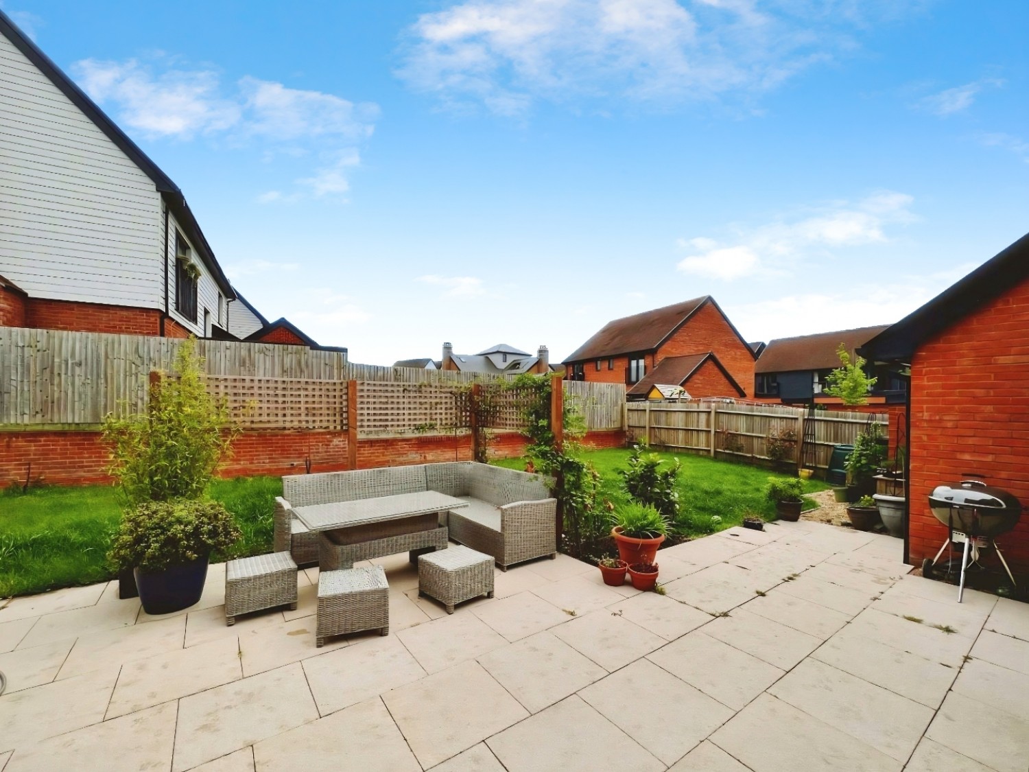 Meadows Grove, Chilmington Green