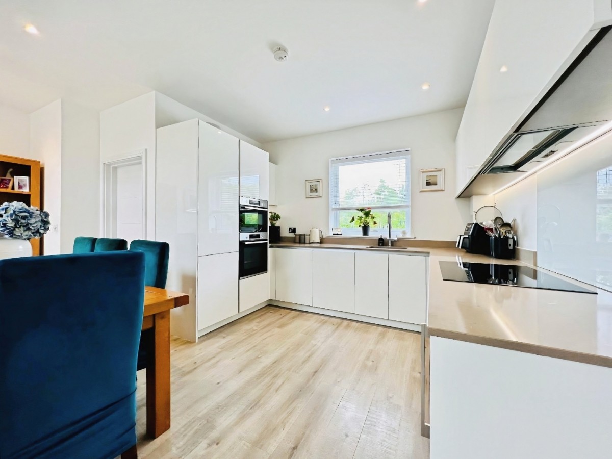 Meadows Grove, Chilmington Green