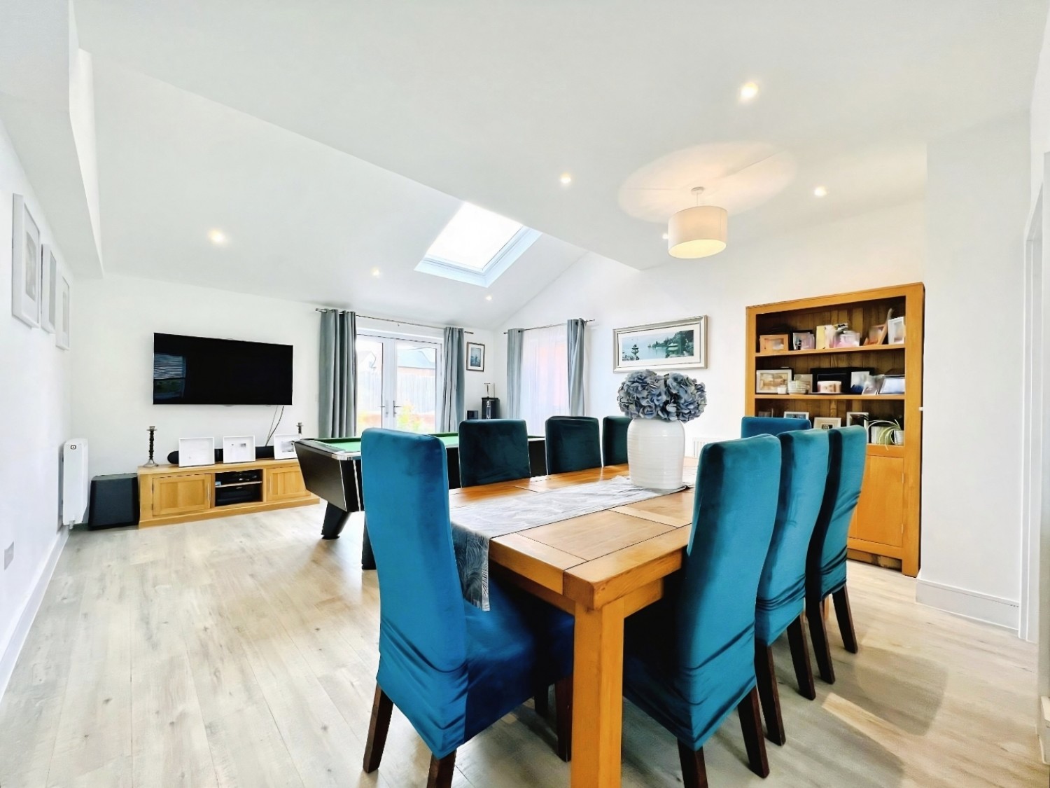 Meadows Grove, Chilmington Green