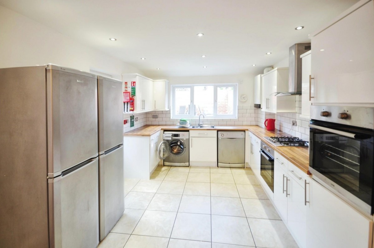 Hillside Avenue, Exeter, EX4 4NW