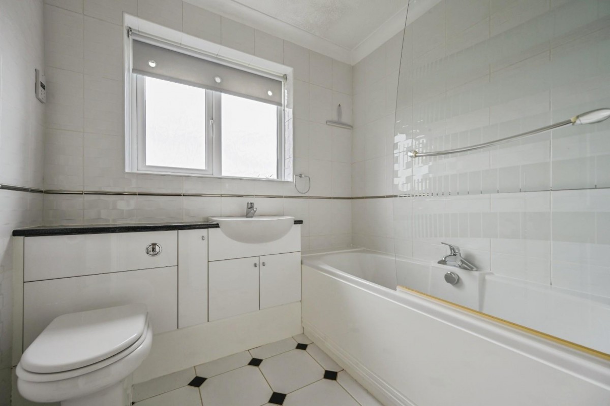 Gleneagles, Tamworth