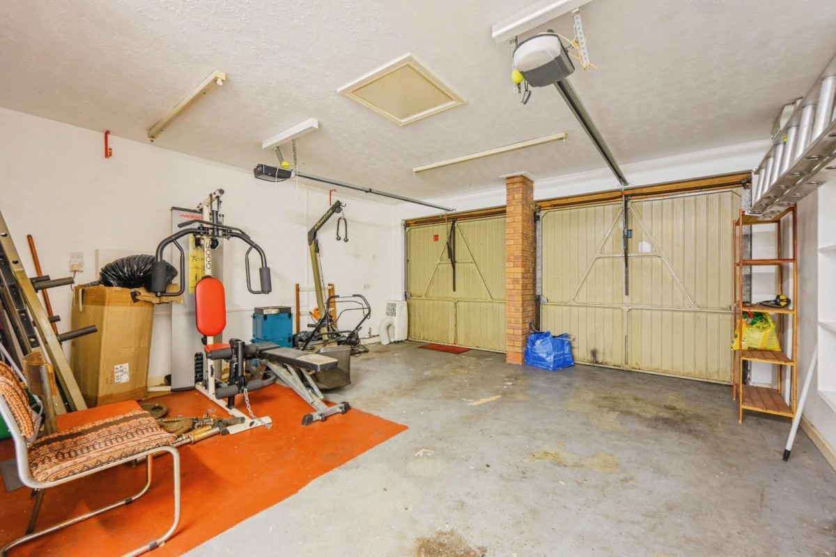 Gleneagles, Tamworth