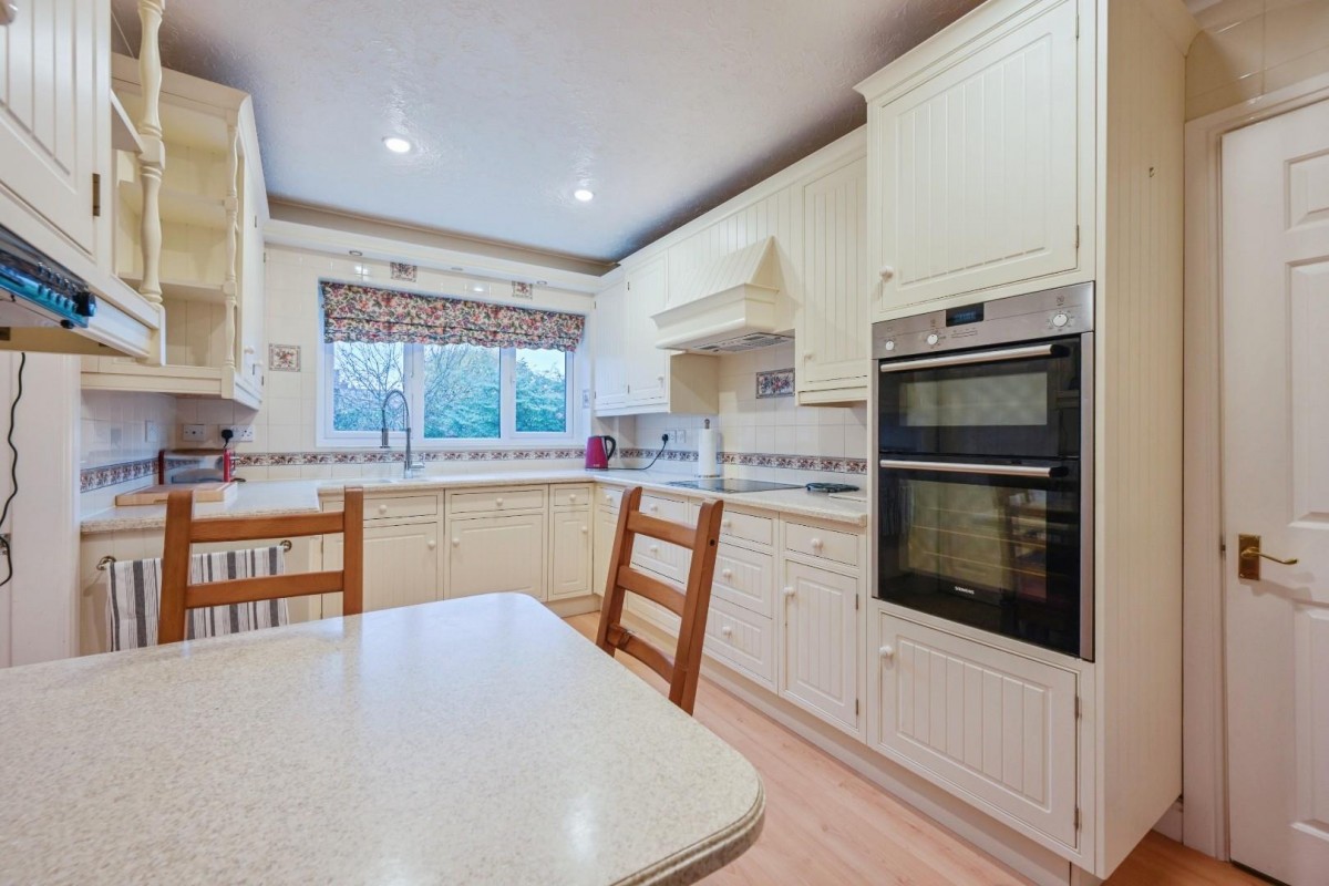 Gleneagles, Tamworth