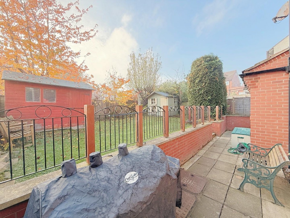 Cotefields Avenue, Farsley, Pudsey