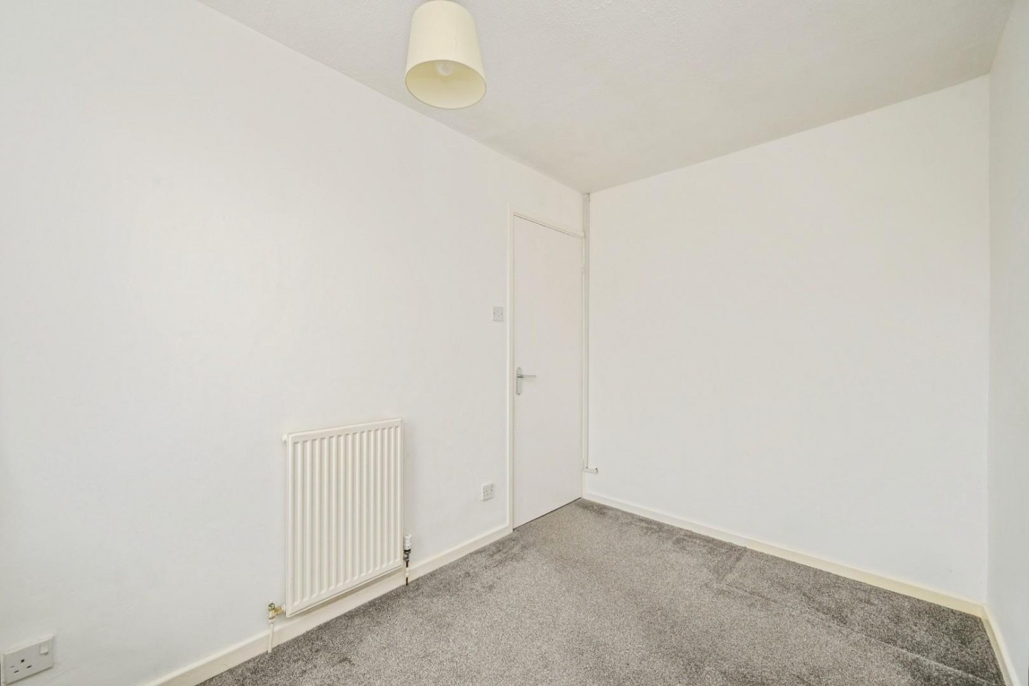 2 bedroom House for sale in Chestnut Close, Kingsbury, Tamworth