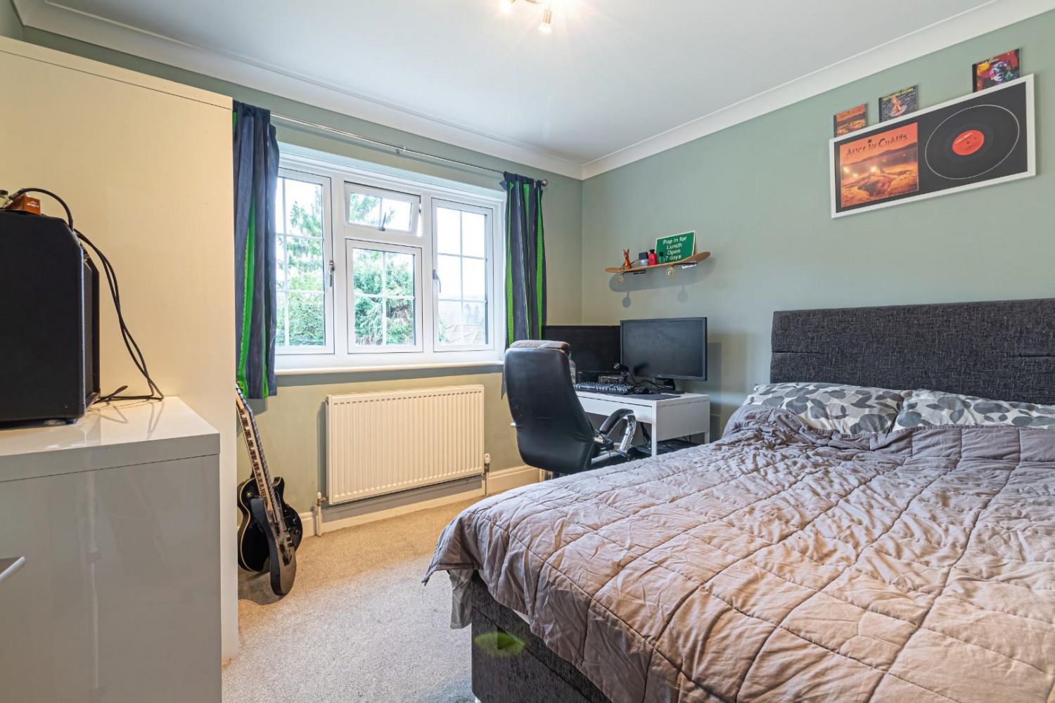 The Chestnuts, Beechwood Park, Felden