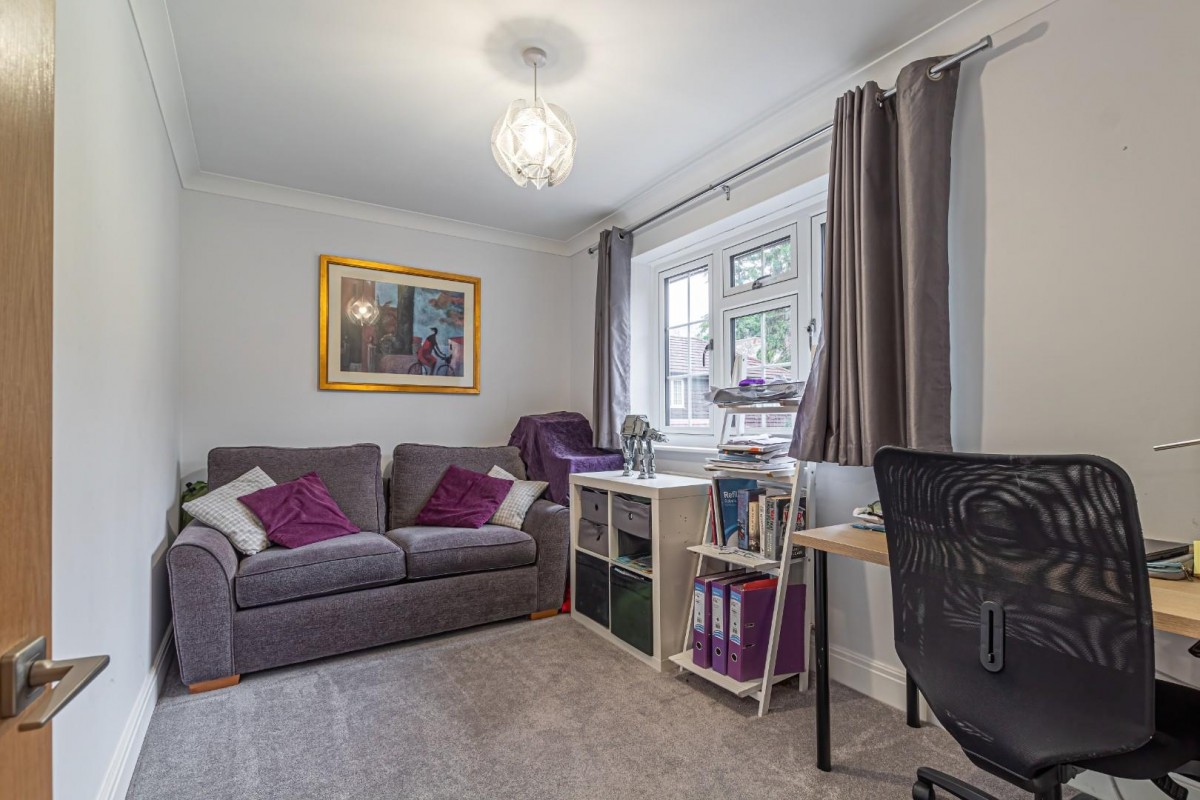 The Chestnuts, Beechwood Park, Felden