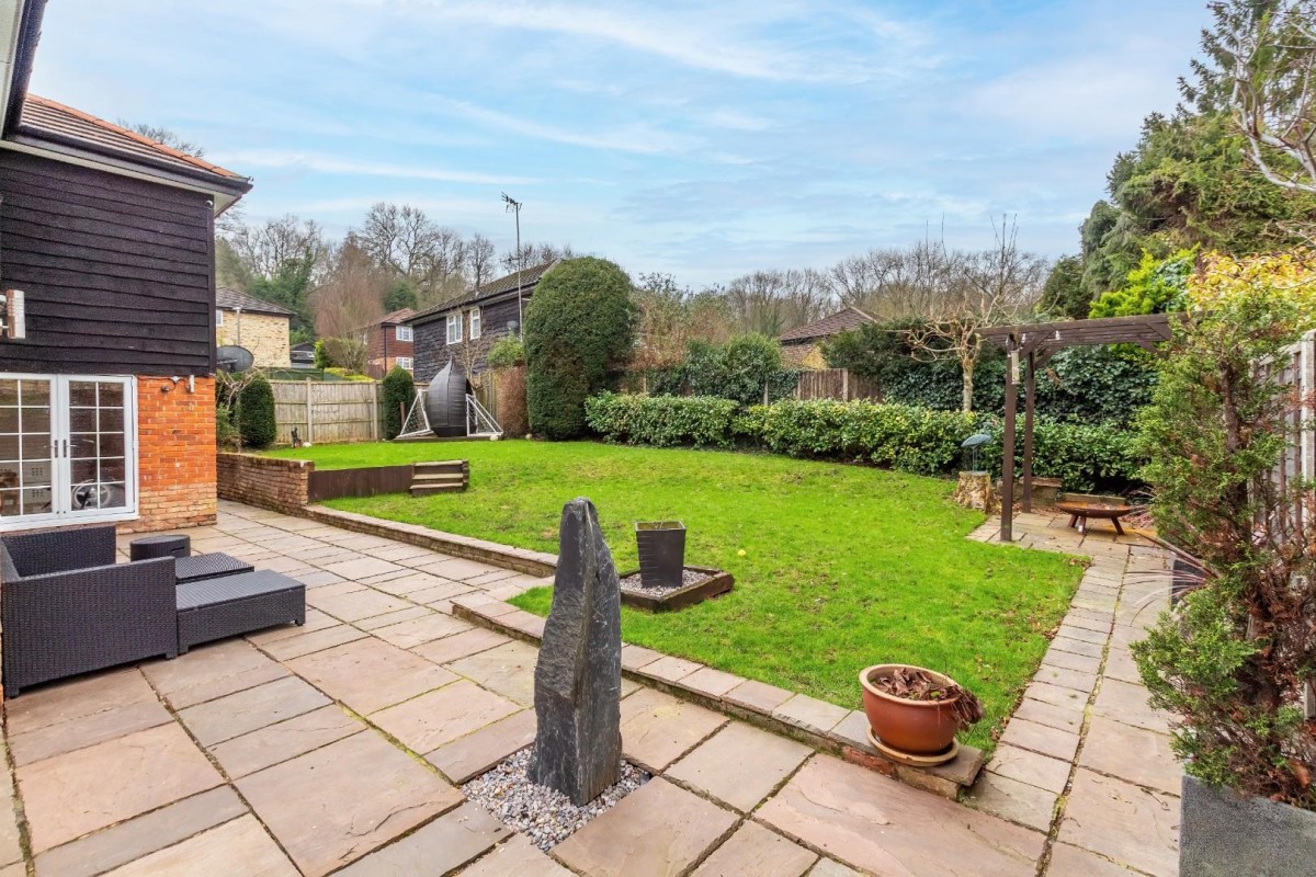 The Chestnuts, Beechwood Park, Felden