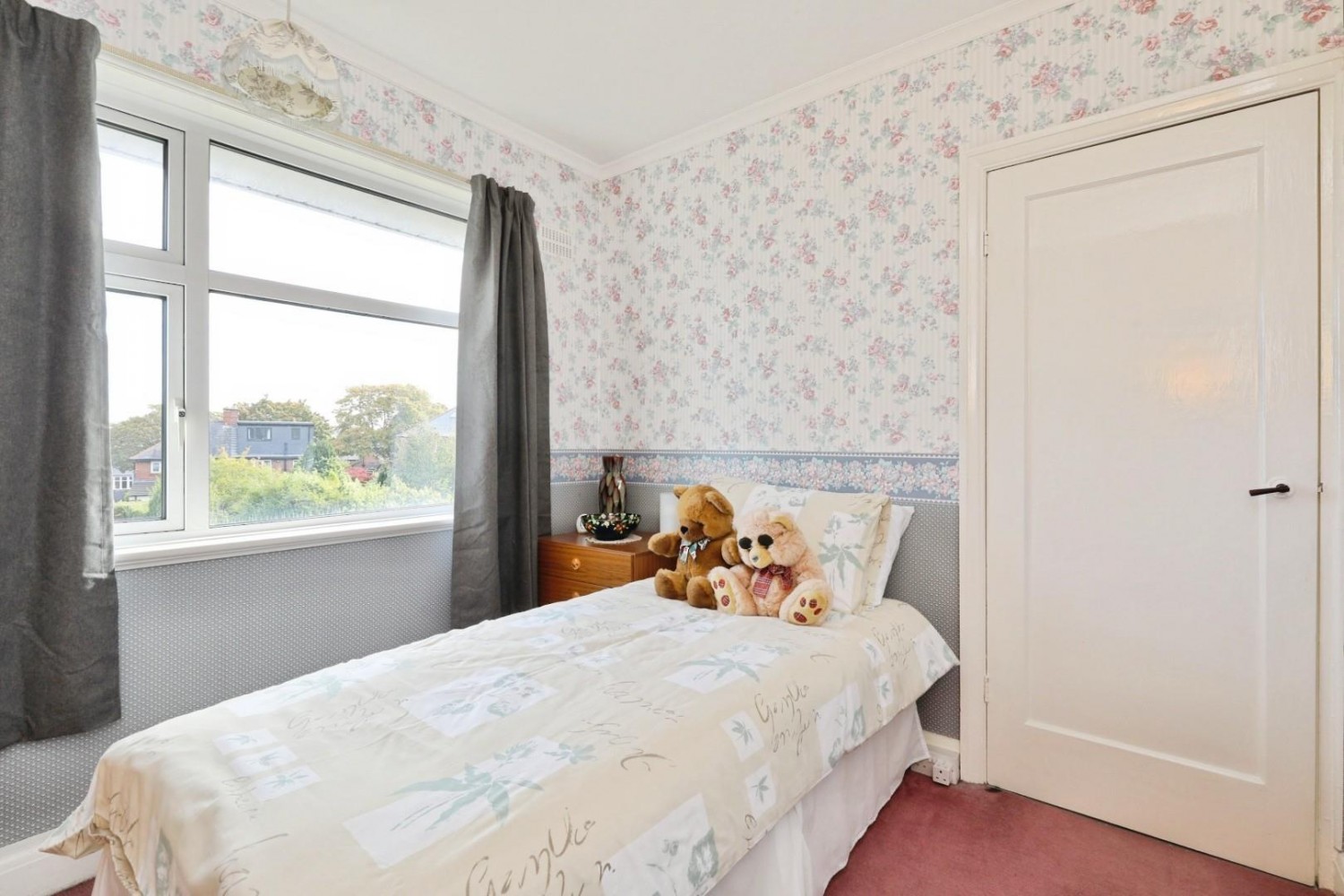 Thorpe House Rise, Norton Lees, Sheffield, S8 9NL