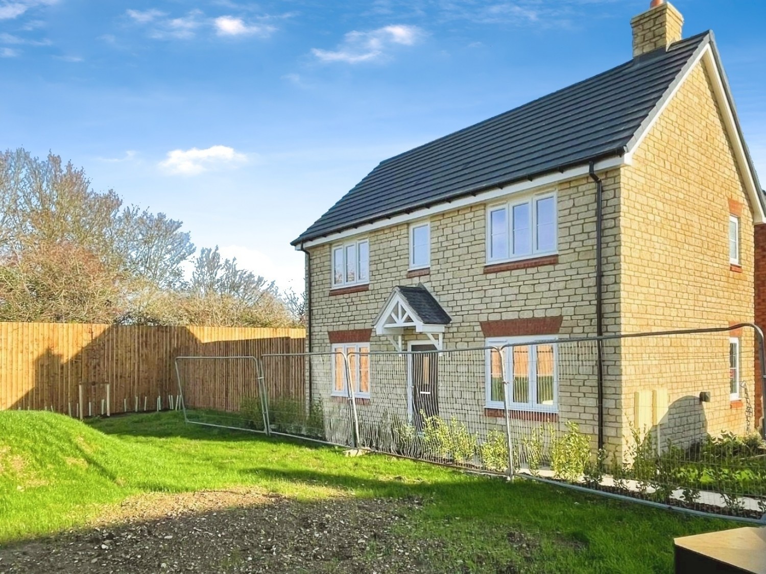 The Whitebeam, Lister Gardens, Cam, GL11