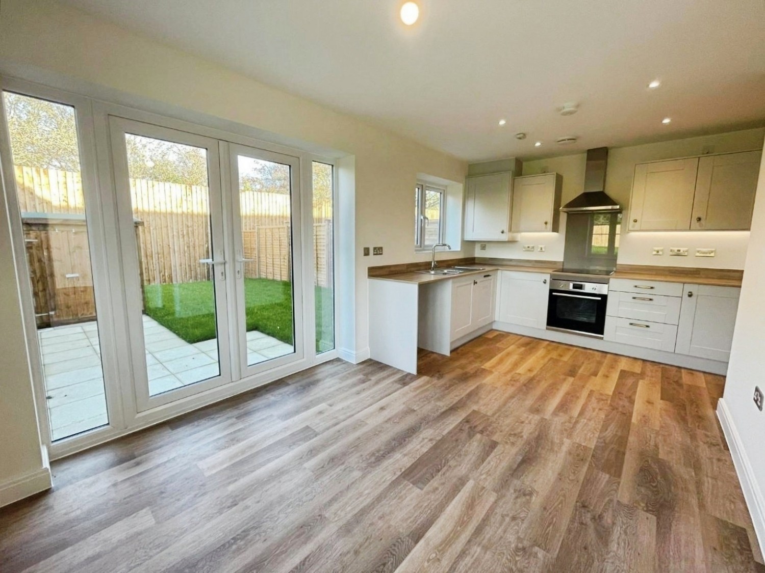 The Whitebeam, Lister Gardens, Cam, GL11