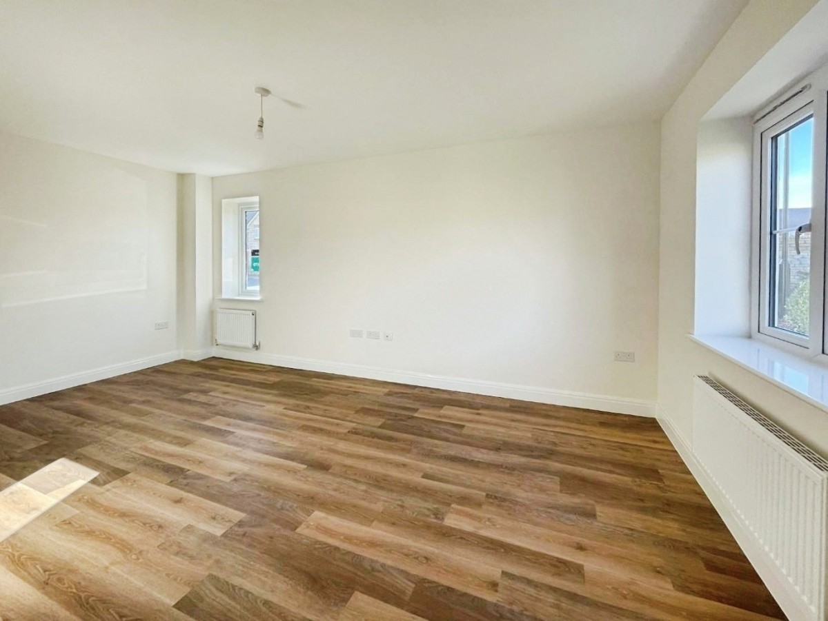 The Whitebeam, Lister Gardens, Cam, GL11