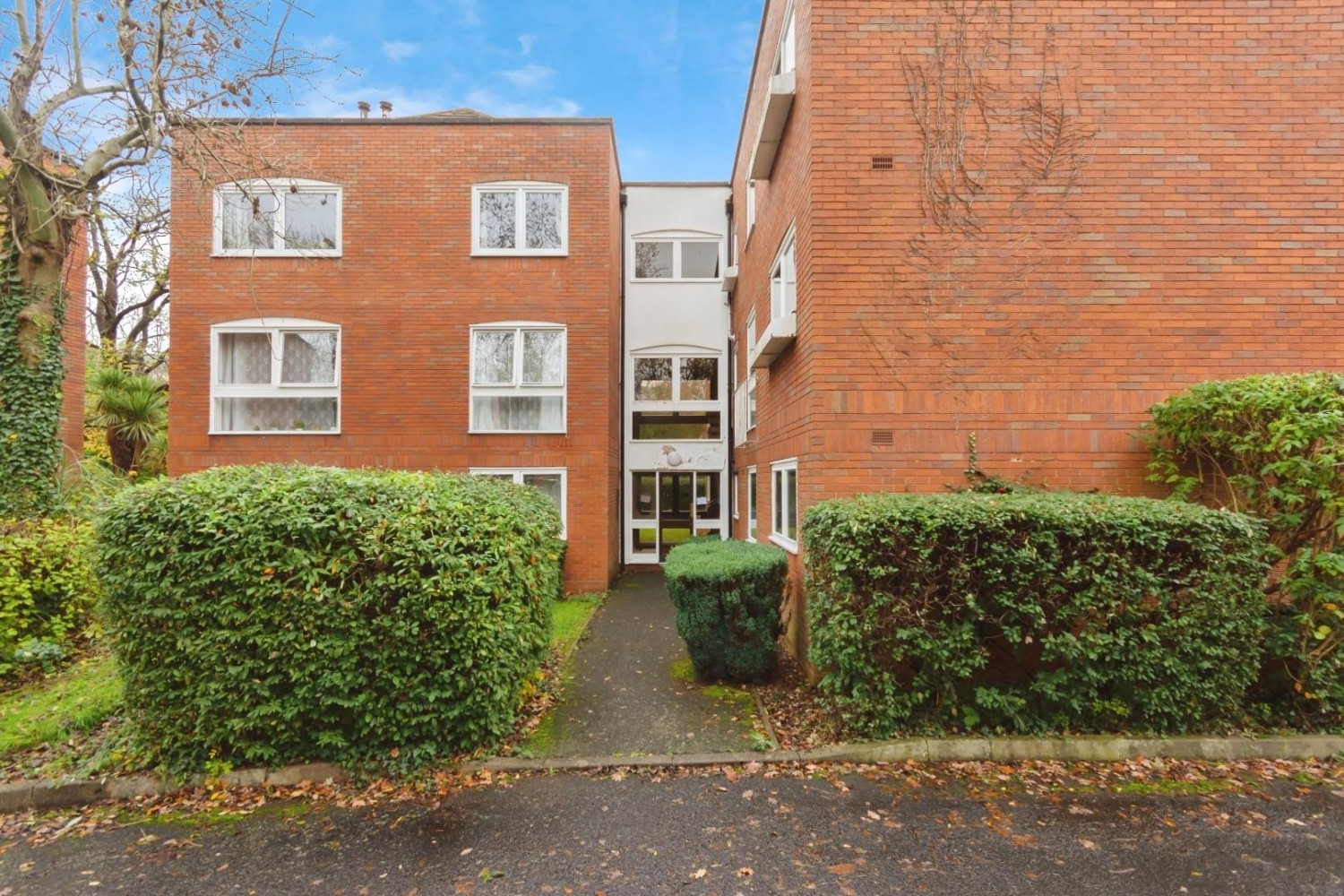 Princes Way, Solihull