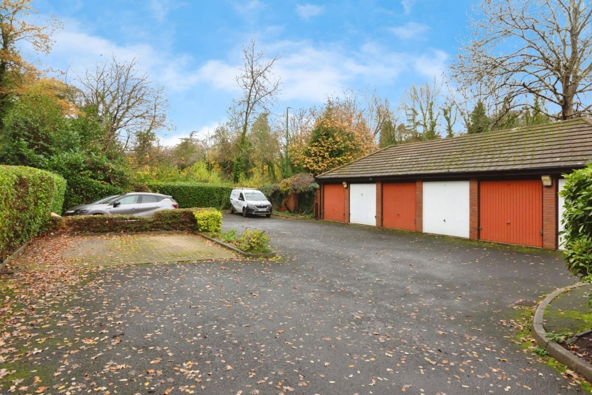 Princes Way, Solihull