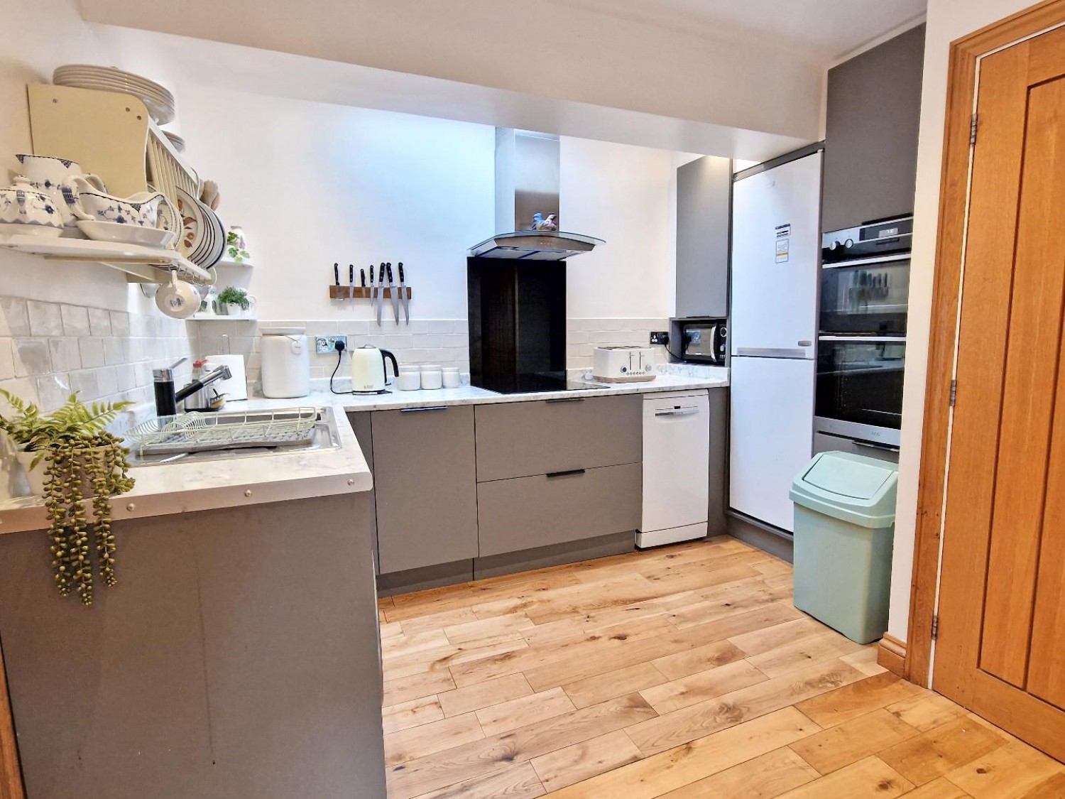 Main Street, Fringford, Oxfordshire