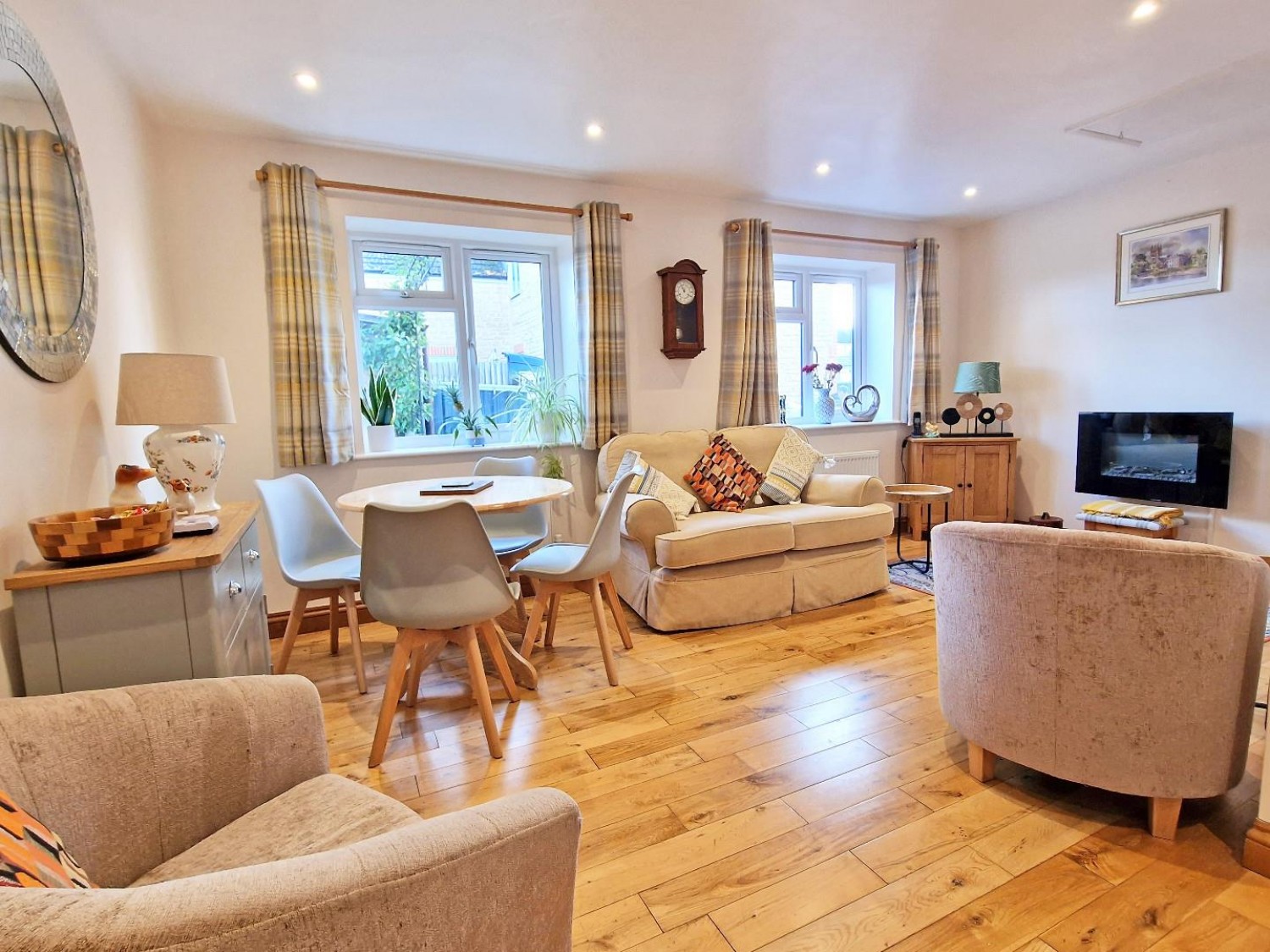 Main Street, Fringford, Oxfordshire