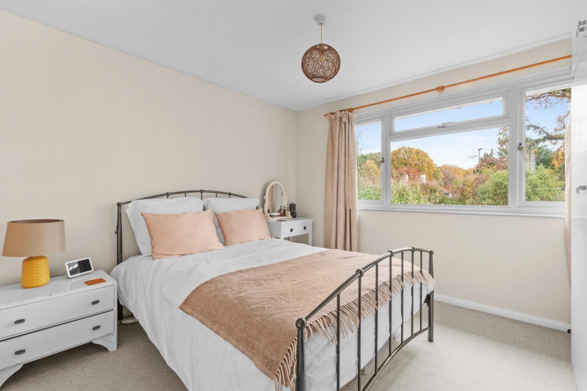 Devonshire Close, Amersham, Buckinghamshire, HP6 5JG