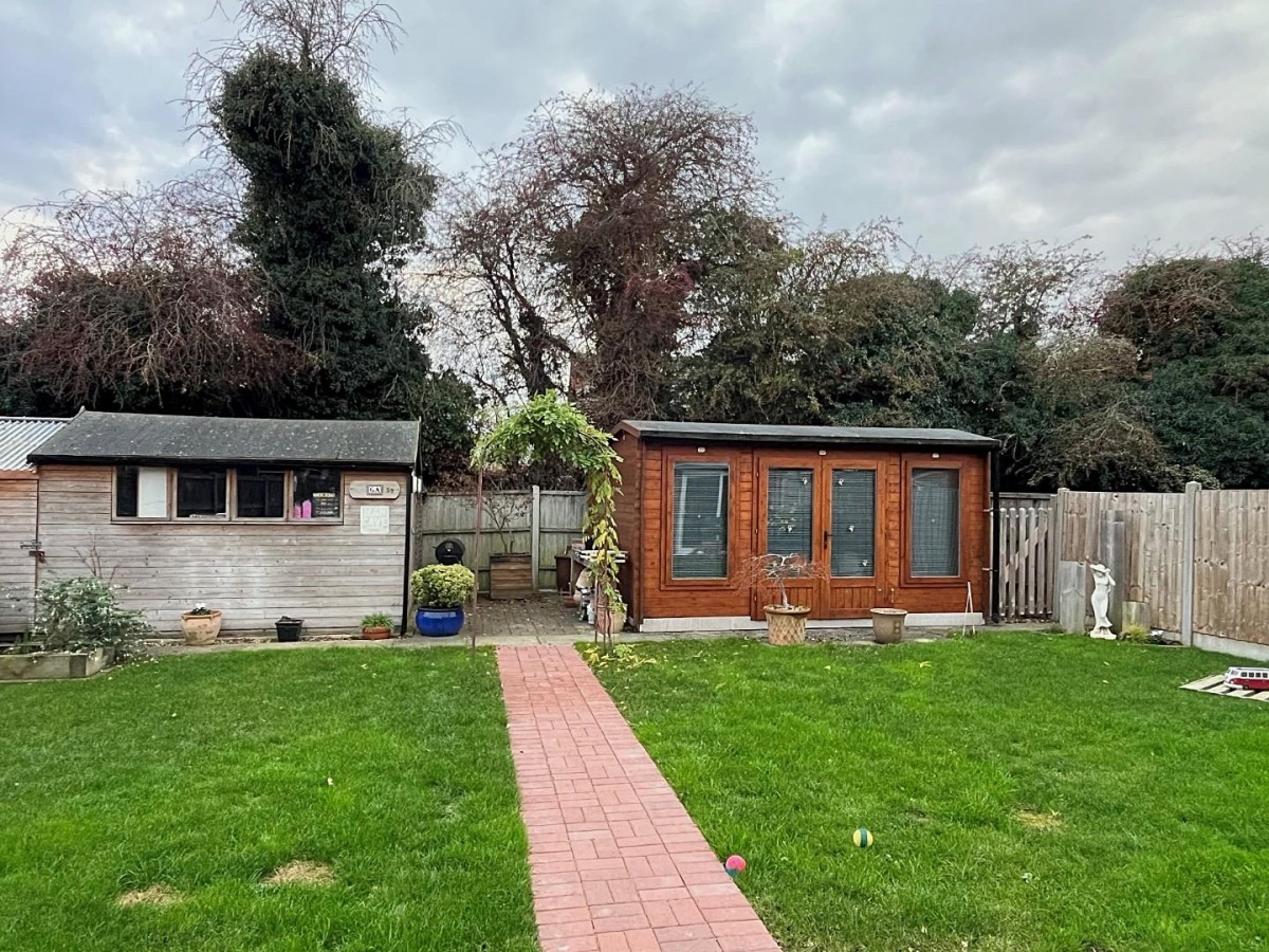 Miskin Road, Hoo, ME3