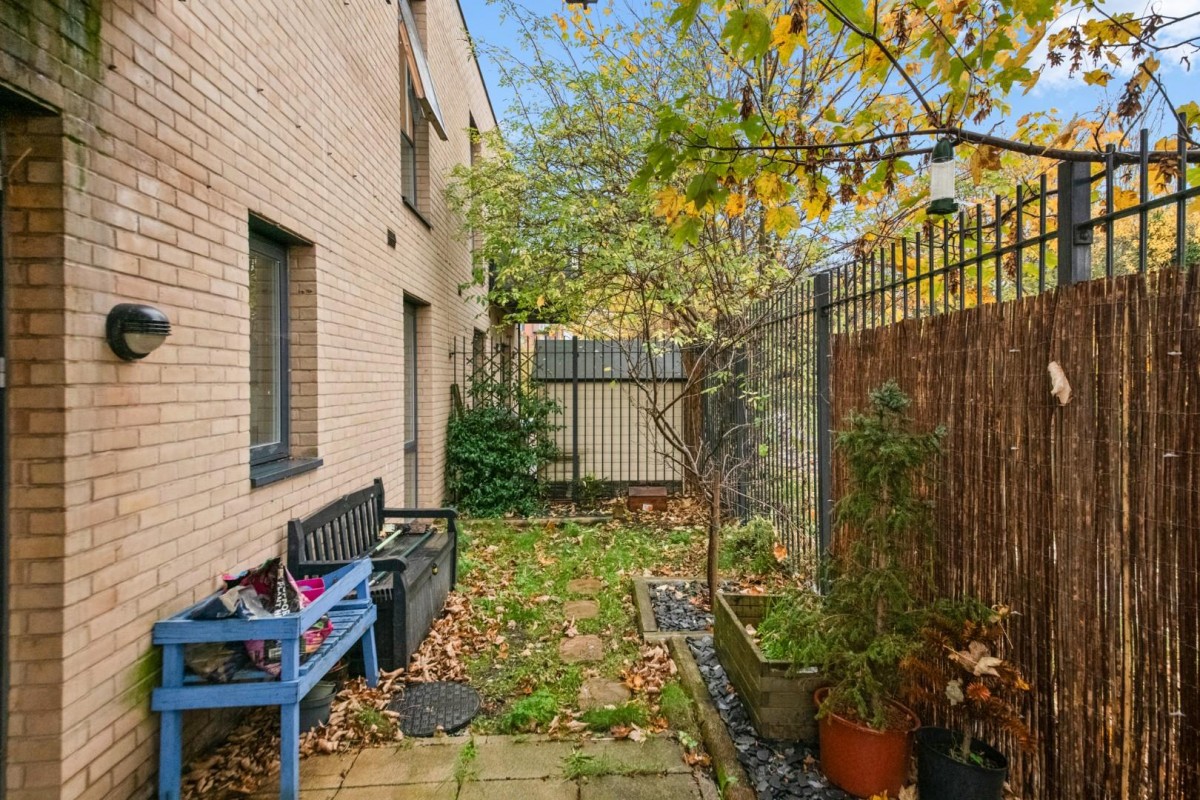 Gibson Point, Salisbury Road, Southall