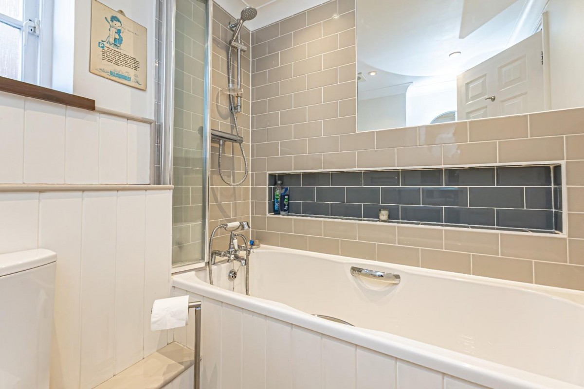 London Road, Aston Clinton, Aylesbury