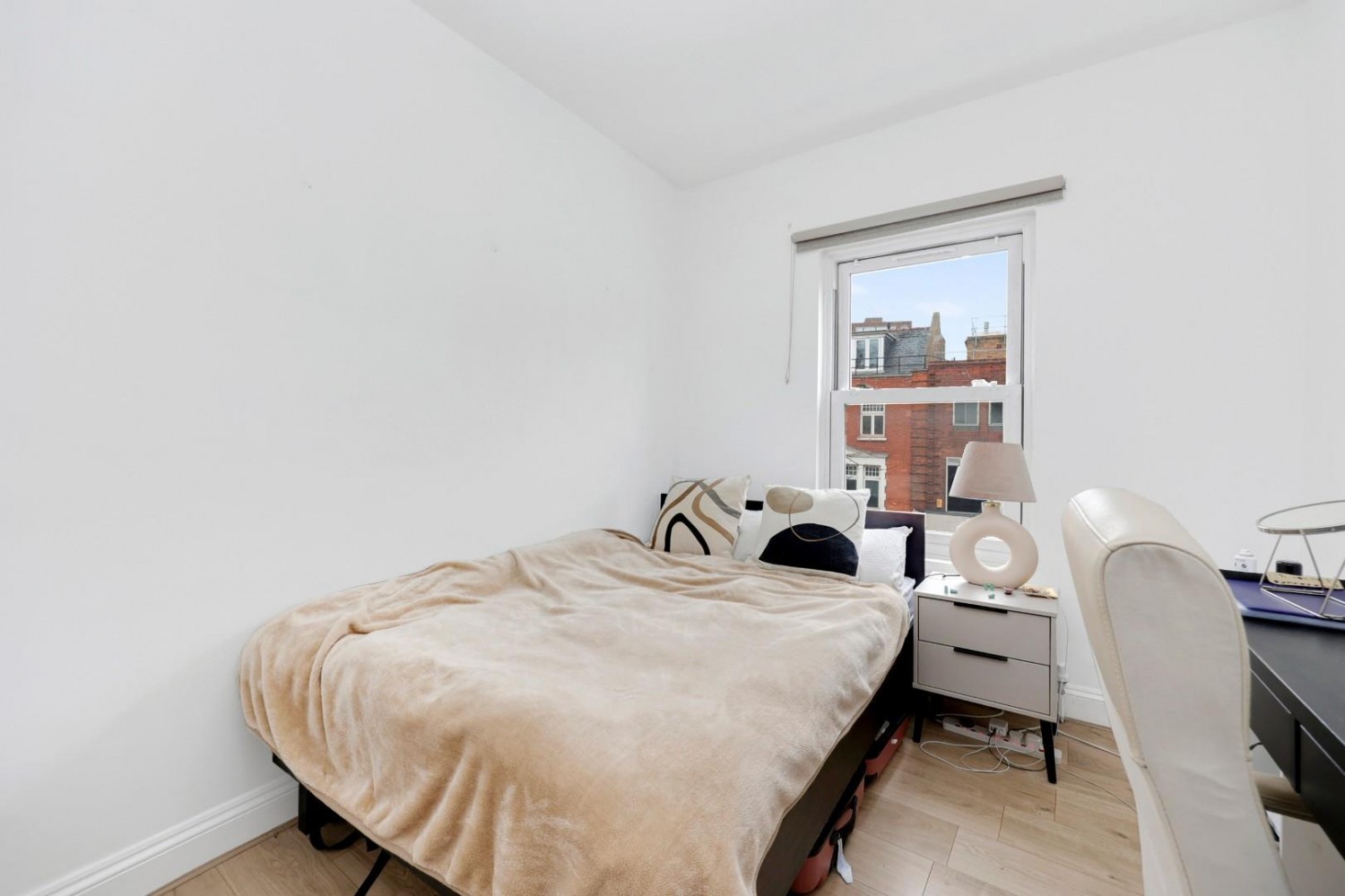 Sylvester Path, Hackney Central, E8