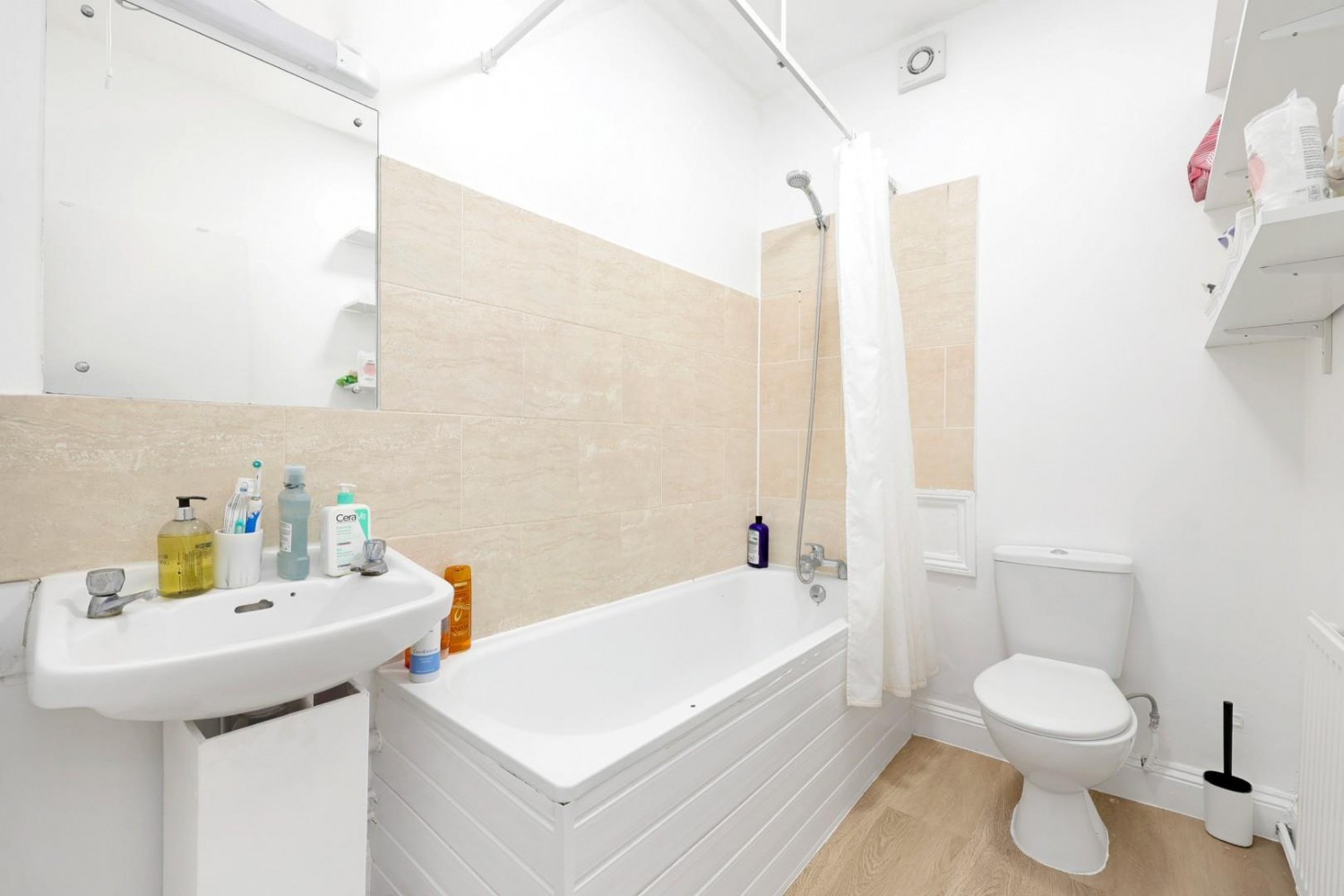 Sylvester Path, Hackney Central, E8