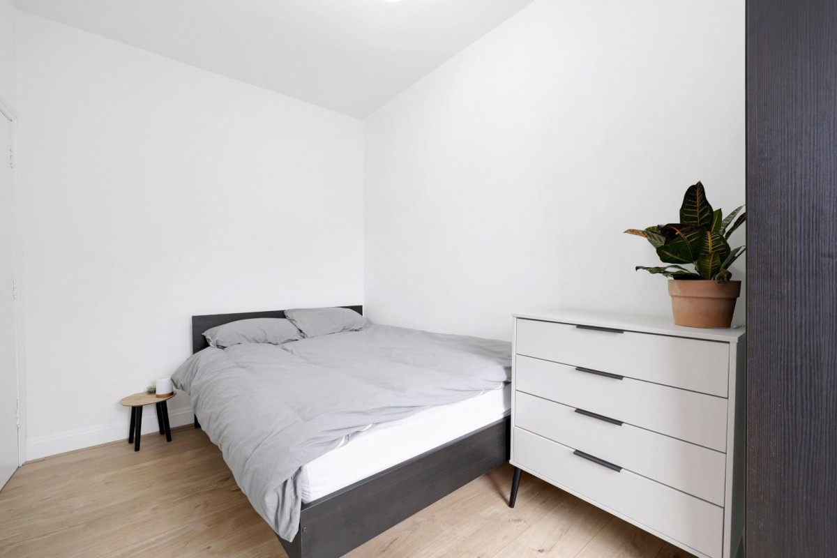 Sylvester Path, Hackney Central, E8