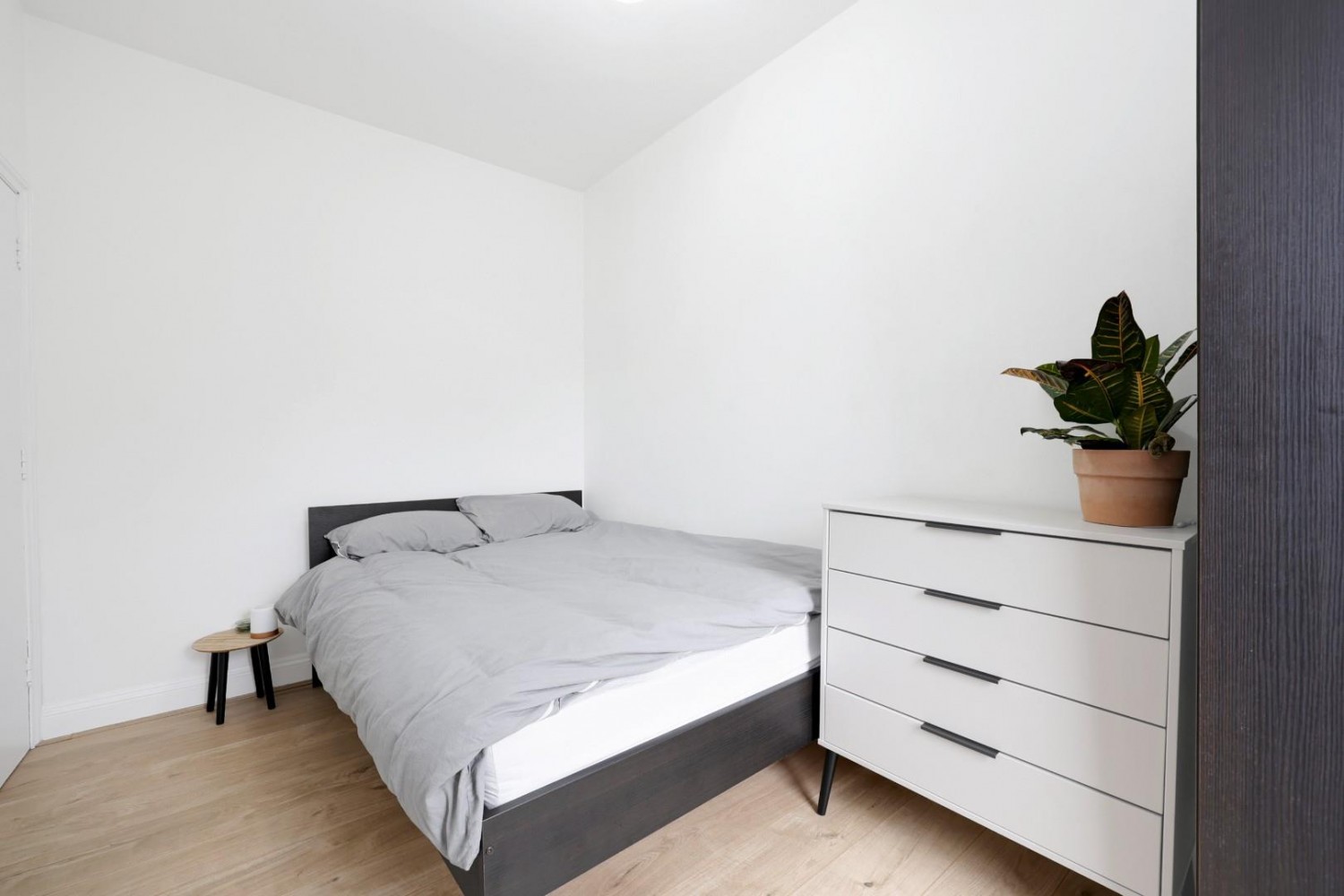 Sylvester Path, Hackney Central, E8