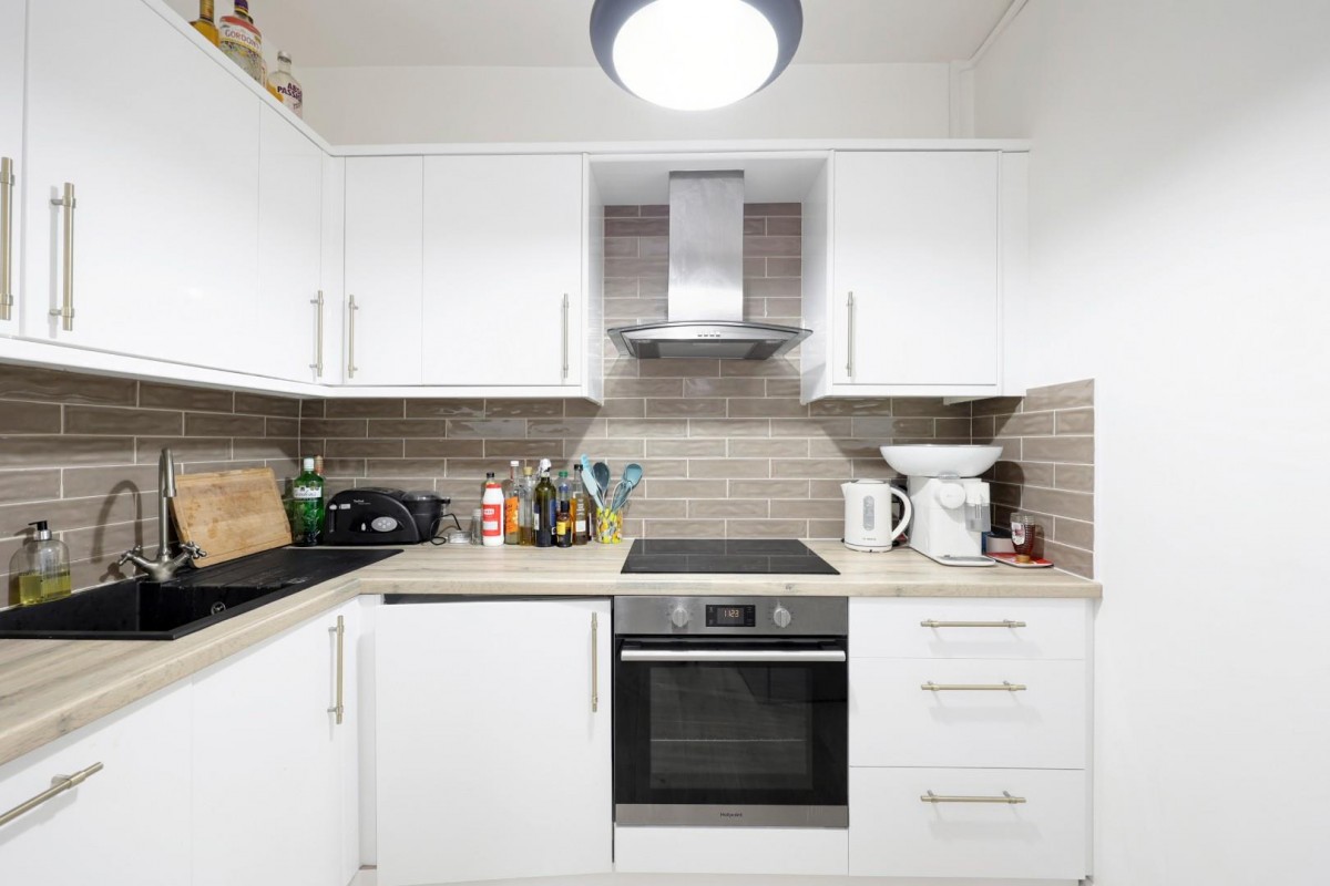 Sylvester Path, Hackney Central, E8