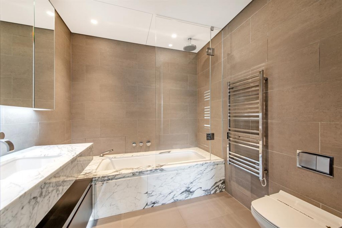 Worship Street, London, EC2A