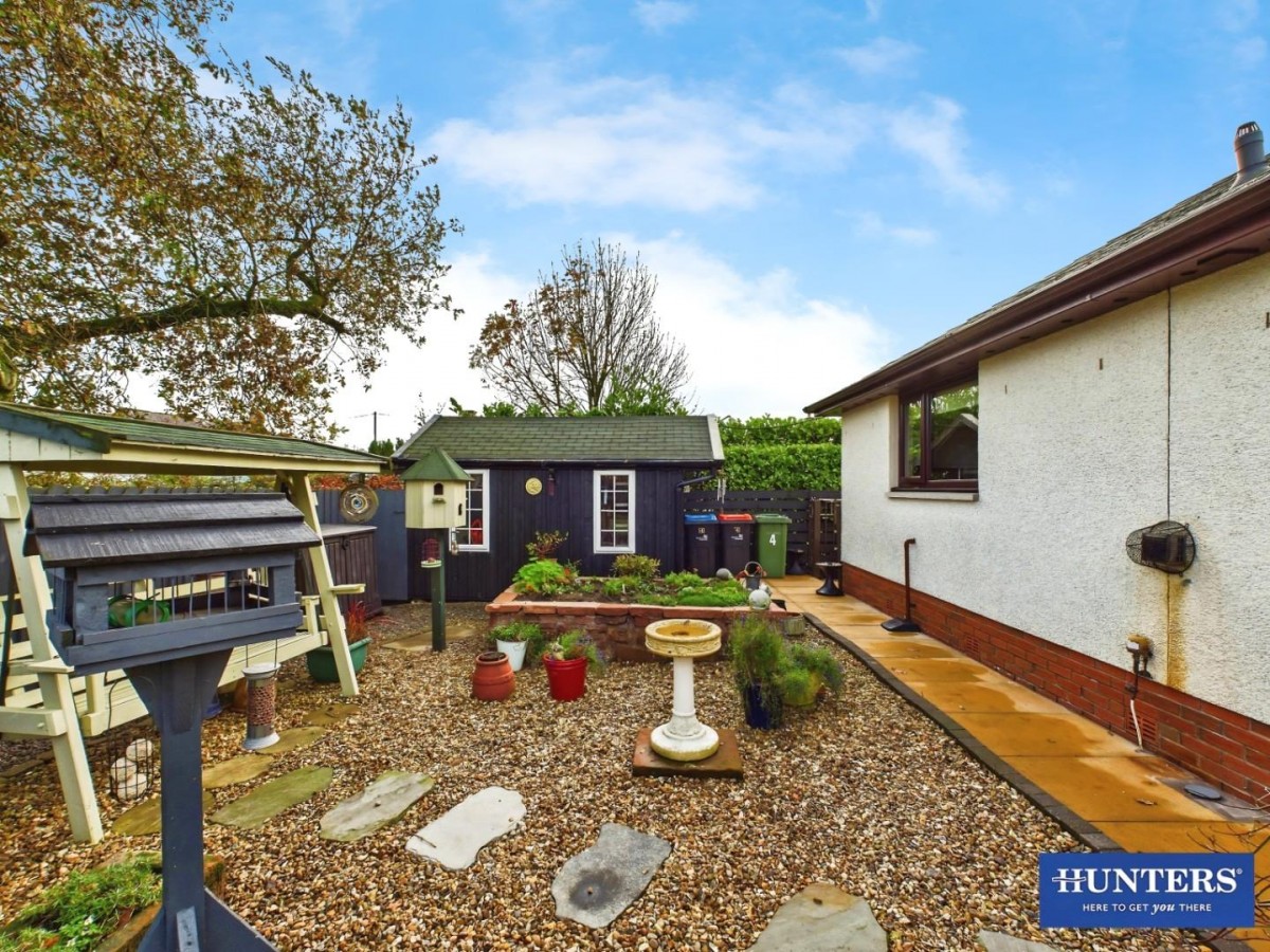 The Swallows, 4 Holmlea, Ashyards Road, Eaglesfield, Lockerbie, DG11