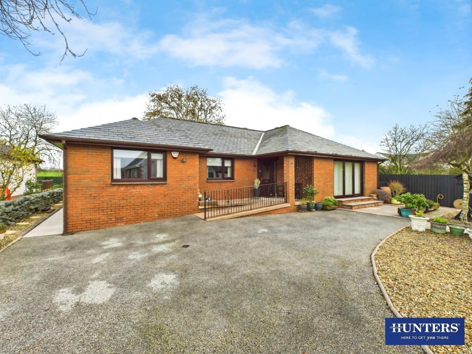 The Swallows, 4 Holmlea, Ashyards Road, Eaglesfield, Lockerbie, DG11