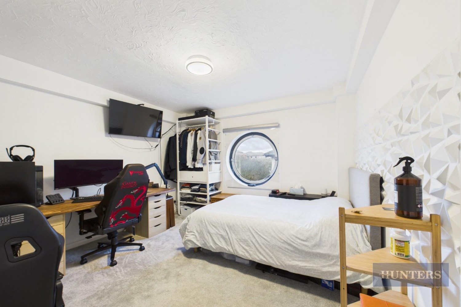 Asturias Way, Ocean Village