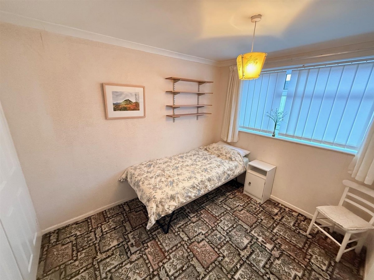 Vicarage Road, Wollaston, Stourbridge, DY8 4NP