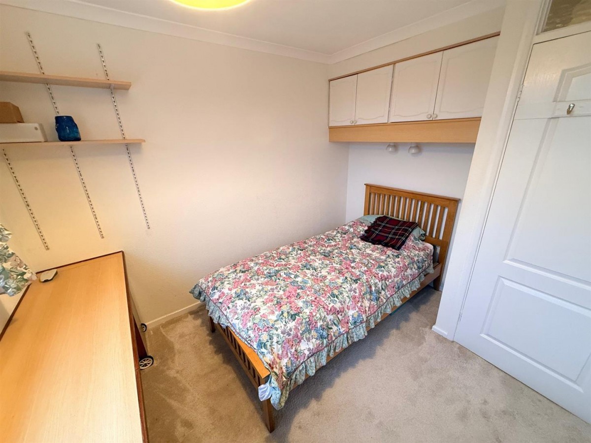 Vicarage Road, Wollaston, Stourbridge, DY8 4NP